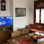 η θεα Traditional House Feriehus
