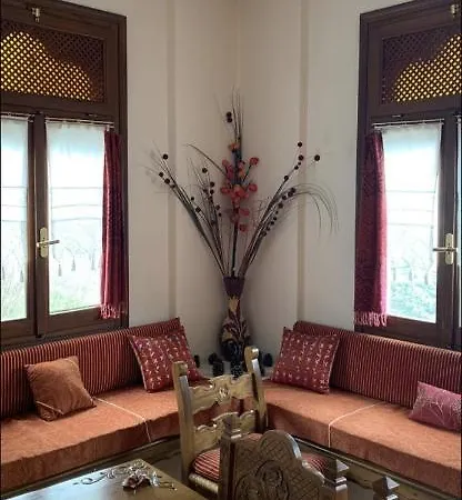 η θεα Traditional House Makriníca