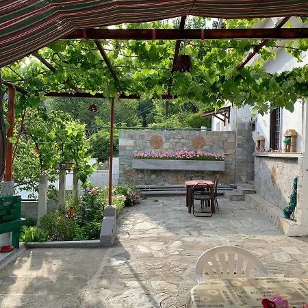 η θεα Traditional House Σπίτι διακοπών